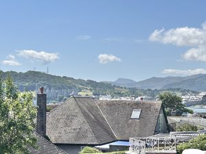 Photo 6- click for photo gallery